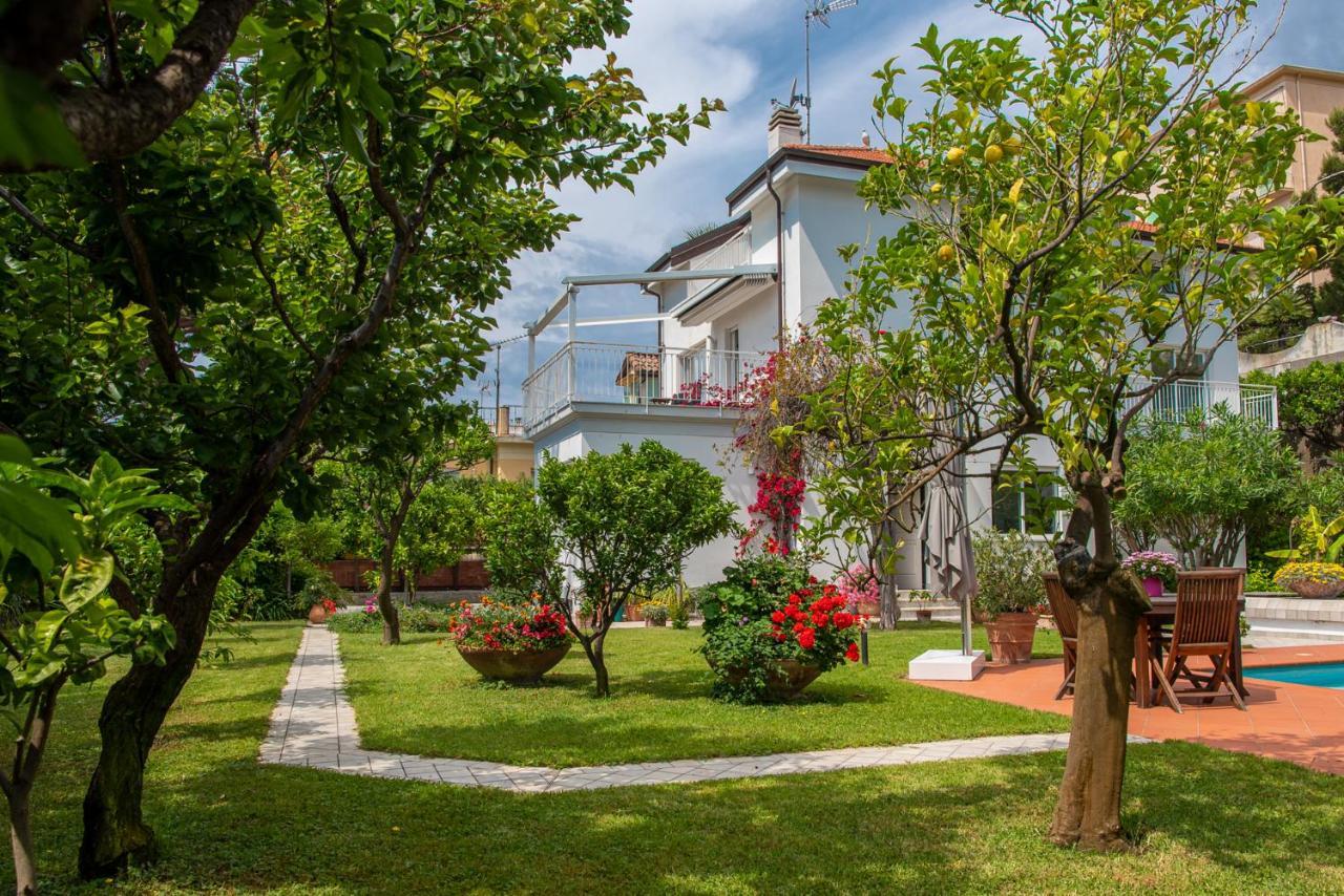 Magnificent Villa San Remo Exterior foto