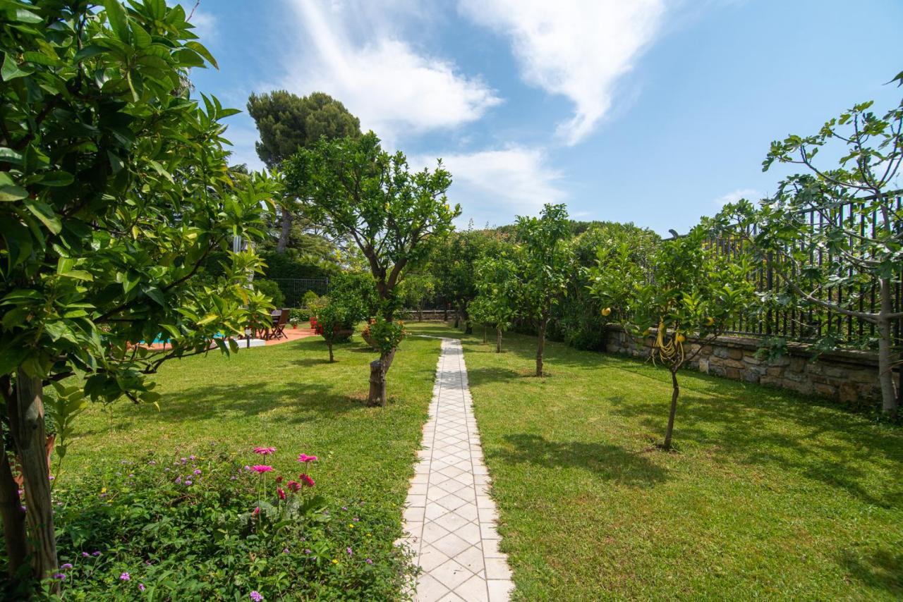 Magnificent Villa San Remo Exterior foto